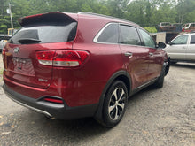 Load image into Gallery viewer, Side View Door Mirror Kia Sorento 2017 - DG111231