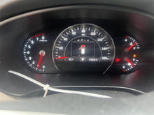 Load image into Gallery viewer, Side View Door Mirror Kia Sorento 2017 - DG111231