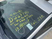 Load image into Gallery viewer, WINDSHIELD WIPER TRANSMISSION Accent 12 13 14 15 16 17 - DG111073