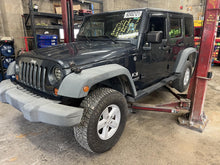 Load image into Gallery viewer, AC A/C AIR CONDITIONING COMPRESSOR Wrangler 07 08 09 10 11 - DG112958