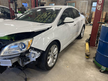 Load image into Gallery viewer, AC Compressor Buick Verano 2013 - DG118339