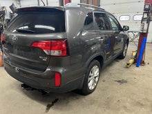 Load image into Gallery viewer, AC A/C AIR CONDITIONING COMPRESSOR Santa Fe Sorento 2012-2019 - DG119585