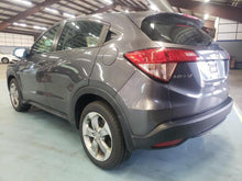 Load image into Gallery viewer, AC A/C AIR CONDITIONING COMPRESSOR Honda HR-V 16 17 18 - DG120971