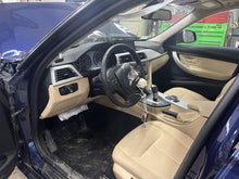 Load image into Gallery viewer, Radio BMW 320I 2017 - DG129950