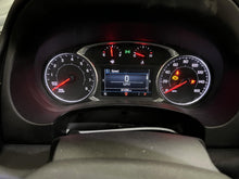 Load image into Gallery viewer, AC Compressor GMC Terrain 2018 - DG133337