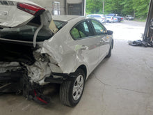 Load image into Gallery viewer, AC A/C AIR CONDITIONING COMPRESSOR Elantra Forte 13 14 15 16 - DG133726
