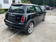 Load image into Gallery viewer, AC COMPRESSOR Mini Cooper 2002 02 2003 03 04 05 06 - 08 - DG136476