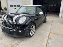 Load image into Gallery viewer, AC COMPRESSOR Mini Cooper 2002 02 2003 03 04 05 06 - 08 - DG136476