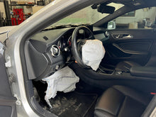 Load image into Gallery viewer, AC Compressor MERCEDES GLA-CLASS 2019 - DG137444