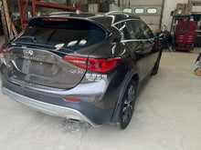 Load image into Gallery viewer, AC Compressor INFINITI QX30 2017 - DG140302