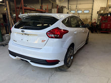 Load image into Gallery viewer, AC Compressor Ford Focus 2016 - DG140381
