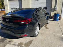 Load image into Gallery viewer, AC A/C AIR CONDITIONING COMPRESSOR Elantra 2017 17 2018 18 - DG142826