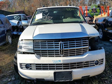 Load image into Gallery viewer, FRONT TEMPERATURE CONTROLS Lincoln Navigator 07 08 09 10 - MM909797