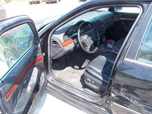 Load image into Gallery viewer, CASSETTE PLAYER BMW 528i 540i 1997 97 1998 98 1999 99 - NW136425