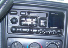 Load image into Gallery viewer, TRANSFER CASE CONTROL MODULE COMPUTER Avalanche 1500 Avalanche 99-02 - NW26425