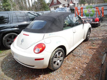 Load image into Gallery viewer, AC COMPRESSOR Beetle Jetta Rabbot 2005 05 06 07 - MM944446
