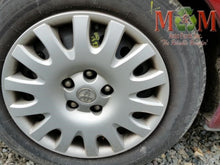 Load image into Gallery viewer, Air bag computer Camry 2002 02 2003 03 - MM949898