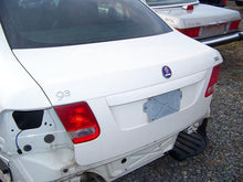 Load image into Gallery viewer, FOG LIGHT Saab 9-3 2003 03 2004 04 05 06 07 Right - NW83413