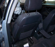 Load image into Gallery viewer, FOG LIGHT Audi A4 2002 02 2003 03 2004 04 05 Right - NW81891