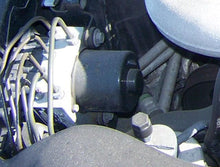 Load image into Gallery viewer, RADIO JAGUAR S TYPE 2000 00 01 02 03 AM FM CASSETTE - NW137794