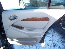 Load image into Gallery viewer, RADIO JAGUAR S TYPE 2000 00 01 02 03 AM FM CASSETTE - NW137794