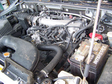 Load image into Gallery viewer, REAR WIPER MOTOR Mitsubishi Montero 01 02 03 04 05 06 - NW203976