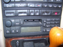 Load image into Gallery viewer, TRANSMISSION COMPUTER Jaguar XK8 2001 01 2002 02 - NW33314