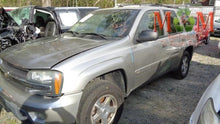 Load image into Gallery viewer, HEADLIGHT LAMP ASSEMBLY Trailblazer Trailblazer Ext 02-09 Right - MM1086560