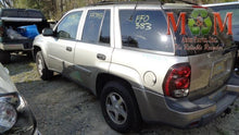 Load image into Gallery viewer, HEADLIGHT LAMP ASSEMBLY Trailblazer Trailblazer Ext 02-09 Right - MM1086560