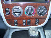 Load image into Gallery viewer, Radio MERCEDES ML-CLASS 2000 - NW7469