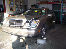 Load image into Gallery viewer, ECU ECM COMPUTER MERCEDES CLK320 ML320 1998 98 1999 99 - NW61301