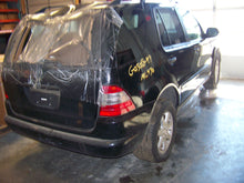 Load image into Gallery viewer, CARRIER ASSEMBLY Mercedes ML430 ML55 Front 99 - 03 - NW47077