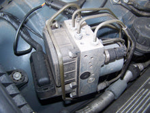 Load image into Gallery viewer, CARRIER ASSEMBLY BMW 740I 2000 00 2001 01 - NW46289