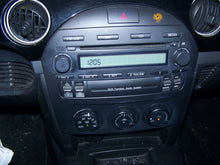 Load image into Gallery viewer, Temperature Controls MAZDA MX-5 MIATA 2006 - NW100710