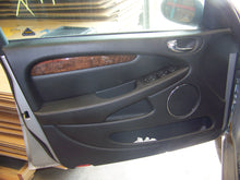 Load image into Gallery viewer, Radio Jaguar X Type 2003 03 AM FM - NW137857