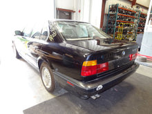 Load image into Gallery viewer, WHEEL BMW 530i 740i 525i 89 90 91 92 93 94 95 15x7 - NW197822