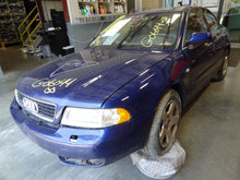 Load image into Gallery viewer, RADIO Audi A4 S4 1999 99 2000 00 2001 01 02 AM/FM/CASS - NW135871