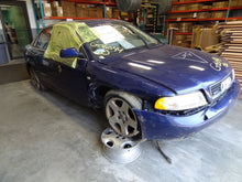 Load image into Gallery viewer, RADIO Audi A4 S4 1999 99 2000 00 2001 01 02 AM/FM/CASS - NW135871