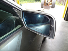 Load image into Gallery viewer, RADIO CTS SRX 2003 03 2004 04 2005 05 2006 06 AM FM CD cassette - NW134409