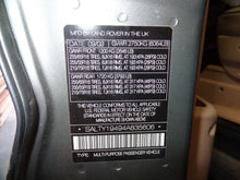 Load image into Gallery viewer, WIPER MOTOR Land Rover Discovery 1999 99 00 01 02 03 04 - NW203356