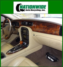 Load image into Gallery viewer, Radio Jaguar XJ8 2004 04 2005 05 2006 06 2007 07 AM FM CD - NW137939