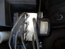 Load image into Gallery viewer, WHEEL Jaguar S Type 2003 03 2004 04 2005 05 2006 06 2007 07 08 17x7.5 6 Spoke - NW199400