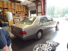 Load image into Gallery viewer, AIR INJECTION PUMP SMOG Mercedes 600SEC 600SEL 600SL 1992 92 1993 93 94 95 96 - NW8188