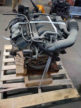 Load image into Gallery viewer, HEADLIGHT LAMP ASSEMBLY E300d E320 E320T Wagon E420 E430 E55 96-99 Right - NW103201