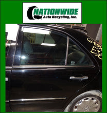 Load image into Gallery viewer, RADIATOR FAN ASSEMBLY Mercedes 1996 96 97 E300D E320 - NW64294