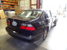 Load image into Gallery viewer, Grille SAAB 9-5 2001 - NW98679