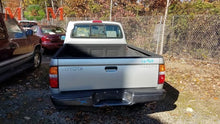 Load image into Gallery viewer, Transfer Case Toyota Tacoma 2004 - MM1319915