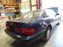 Load image into Gallery viewer, AIR BAG COMPUTER Lexus LS400 1993 93 1994 94 - NW33606