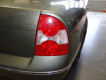 Load image into Gallery viewer, FOG LIGHT Volkswagen Passat 01 02 03 04 05 Right - NW83694