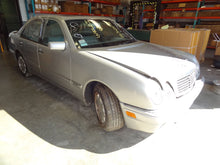 Load image into Gallery viewer, ECU ECM COMPUTER Mercedes E430 1998 98 - NW61305
